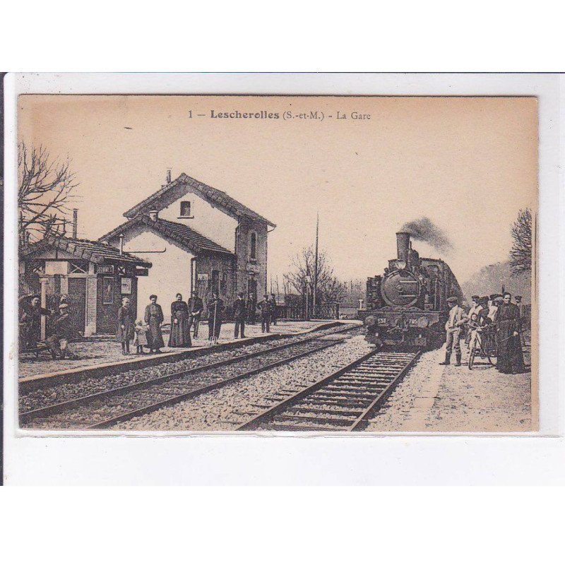 LESCHEROLLES: la gare - très bon état