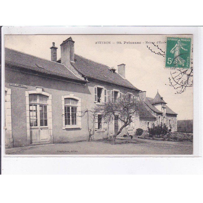 PRIVEZAC: maison d'école - très bon état
