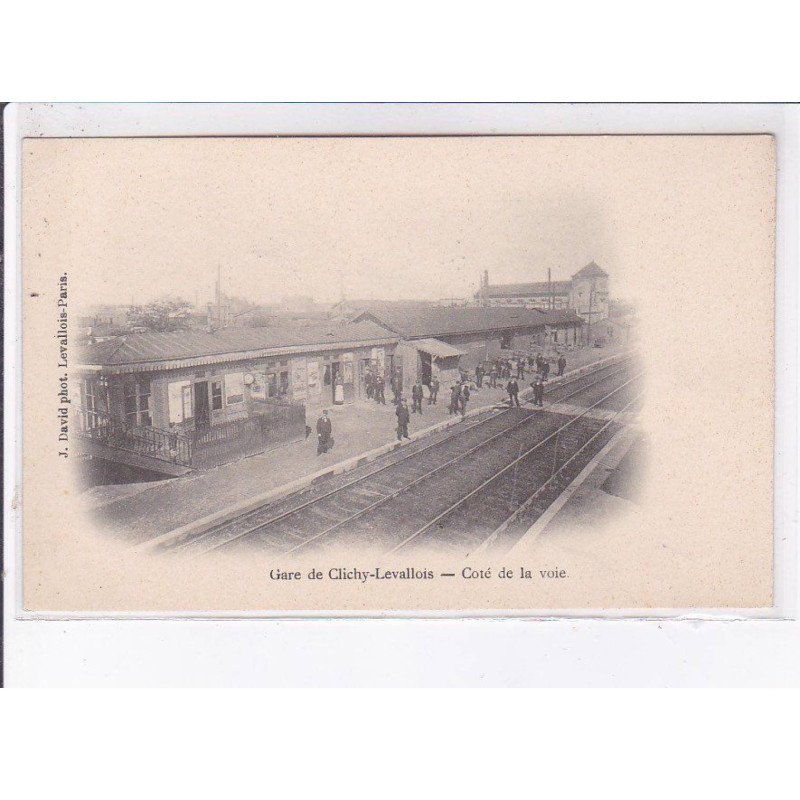 CLICHY-LEVALLOIS: gare, côté de la voie - très bon état