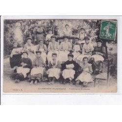 LA JONCHERE: filetières et brodeuses - très bon état