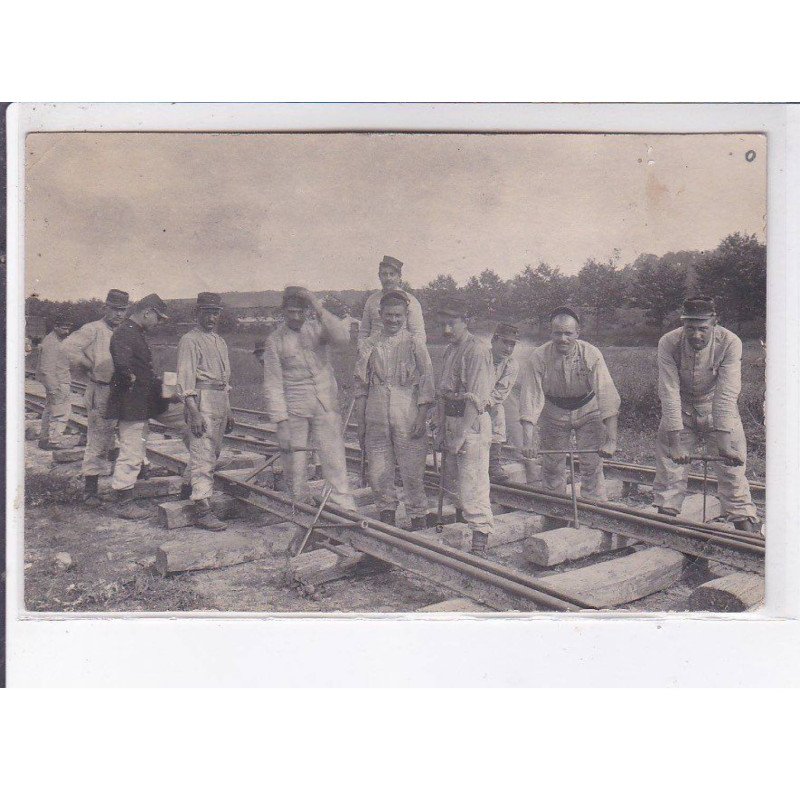 VERSAILLES: ouvriers, chemin de fer - état