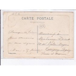 LAROQUE: groupe scolaire et pic saint-barthélemy - très bon état