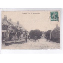 SALIGNY-le-VIF: la place et la mairie - très bon état