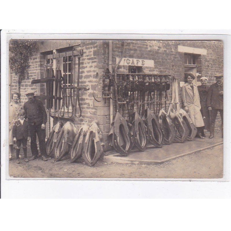 GUILBERVILLE: café, sellier - état