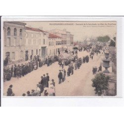 VILLEFRANCHE-LORAGAIS: souvenir de la cavalcade, le char des papillons - état