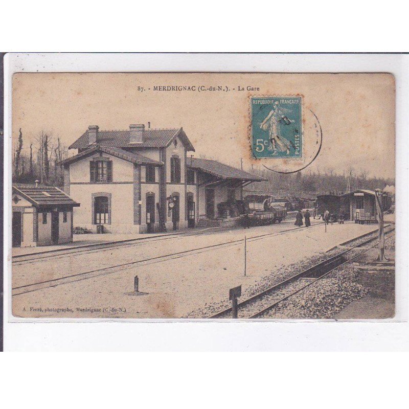 MERDRIGNAC: la gare - très bon état