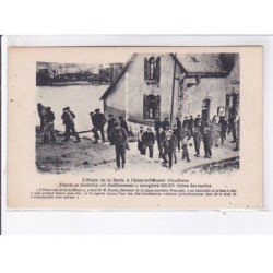 AUDIERNE: l'heure de la sortie a  l'abri-du-marin - très bon état