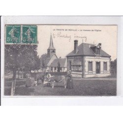 LA TRINITE DE REVILLE: le hameau de l'église - très bon état