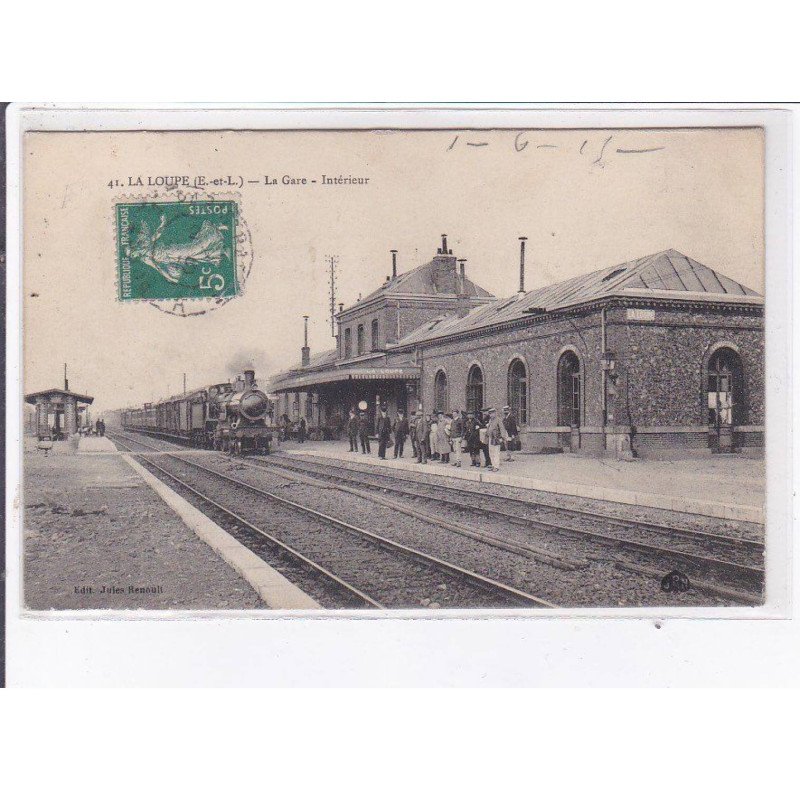 LA LOUPE: la gare, intérieur - état