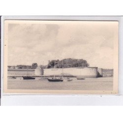 FINISTERE: 10CPA, bateaux et marins - très bon état