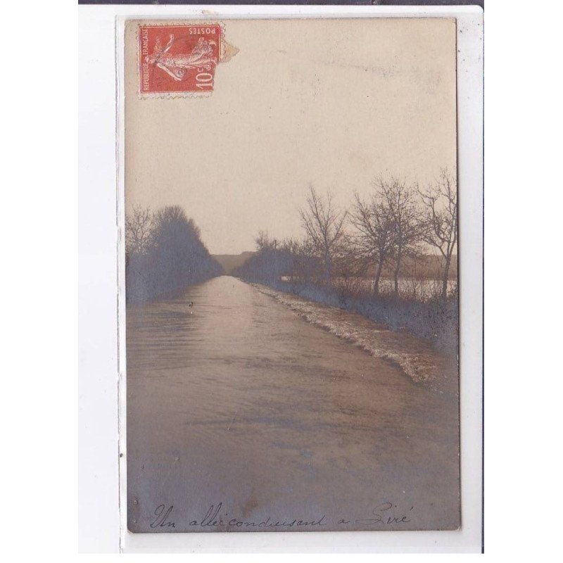 LOIRE ATLANTIQUE: canal ou rivière - très bon état