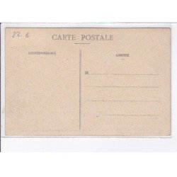 VILLENEUVE-sur-LOT: les cloches avant le baptême dans le choeur de l'église sainte-catherine - très bon état