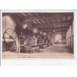 VERZENAY: vue intérieur salle des pressoirs aec planchers en ciment armé - très bon état