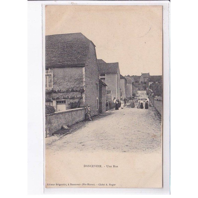 DANCEVOIR: une rue - très bon état