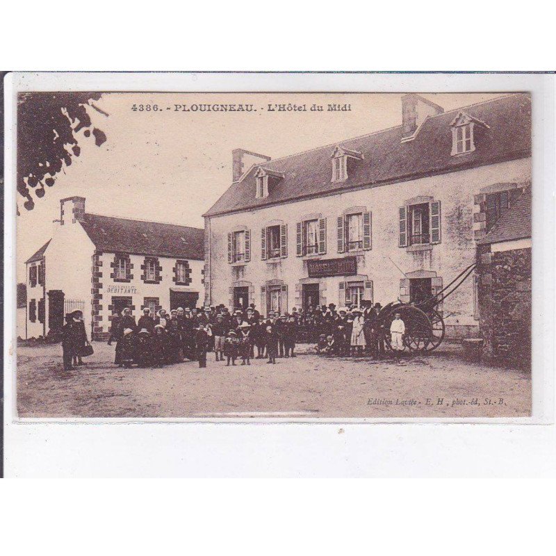 PLOUIGNEEAU: l'hôtel du midi - très bon état
