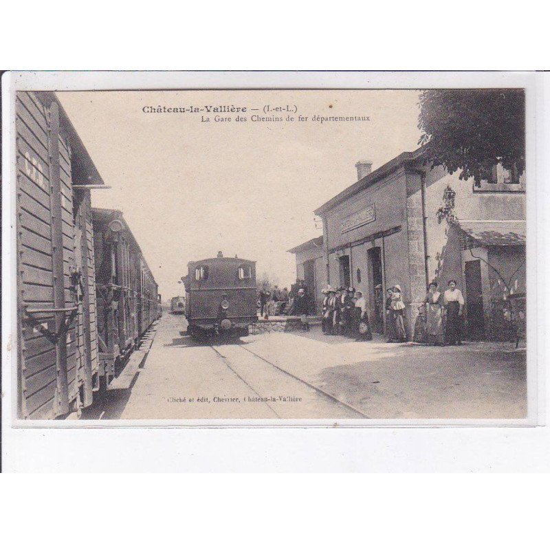 CHATEAU-la-VALLIERE: la gare des chemins de fer départementaux - très bon état
