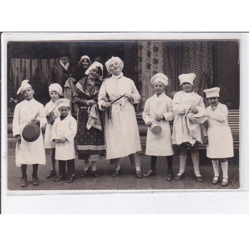 PIONSAT: fête, cuisinier - très bon état