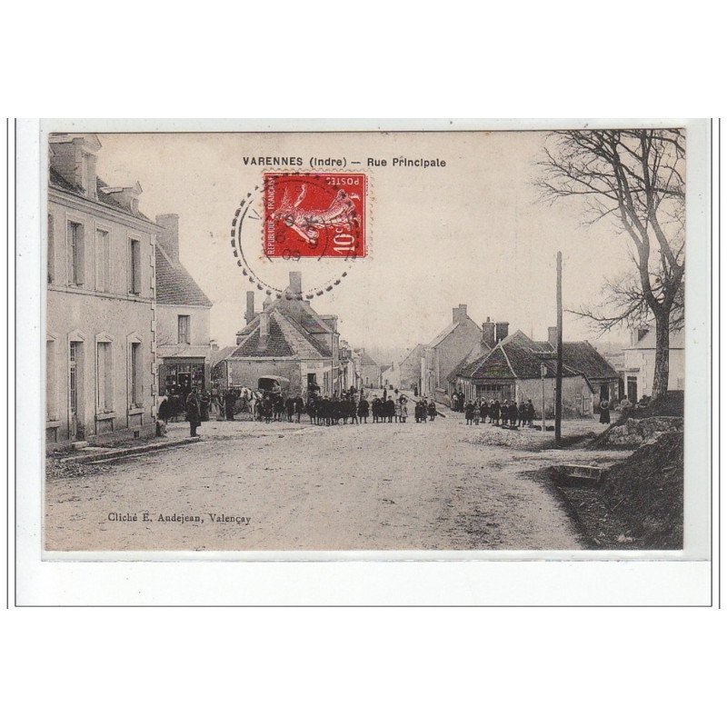 VARENNES - Rue Principale - très bon état