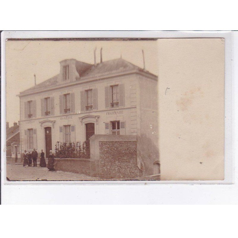 CHAVENAY: mairie - très bon état
