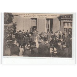 Obsèques de M. Mouchel, Maire et député d'ELBEUF (1911) - Le cortège rue Poussin, les autorités - très bon état