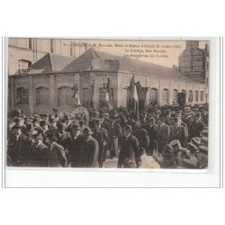 Obsèques de M. Mouchel, Maire et député d'ELBEUF (1911) - Rue Poussin, la délégation des sociétés - très bon état