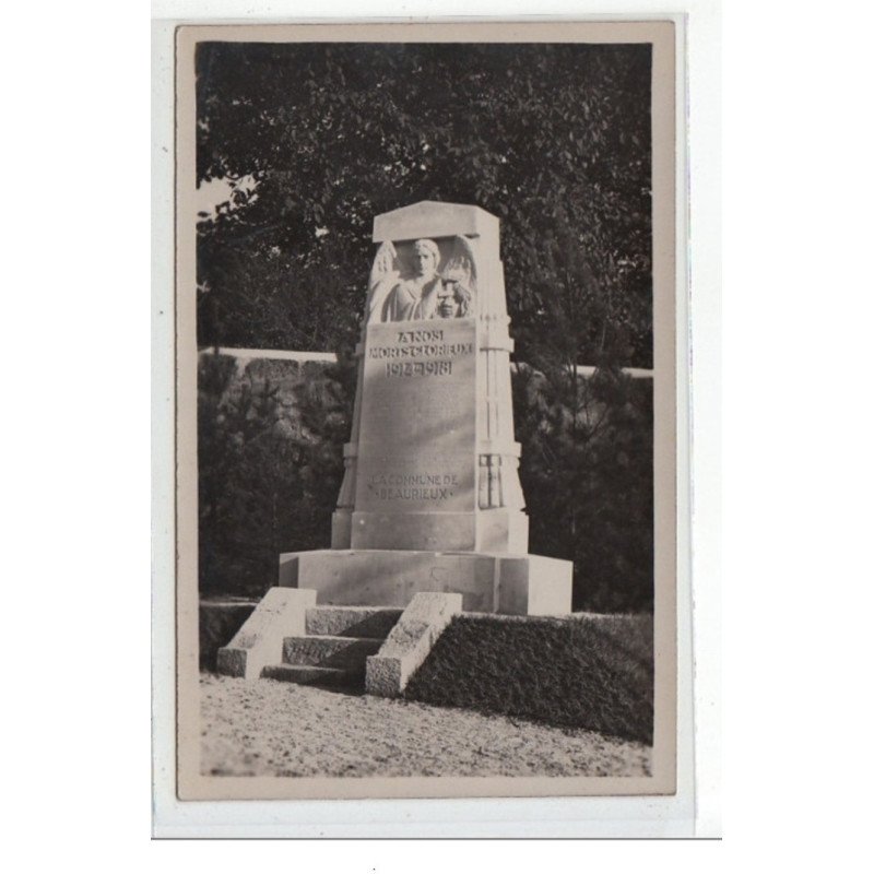 BEAURIEUX - Monument aux Morts - CARTE PHOTO - très bon état