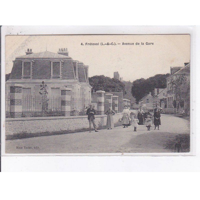 FRETEVAL: avenue de la gare - très bon état