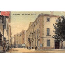 CARPENTRAS - Les Halles et la Mairie - état