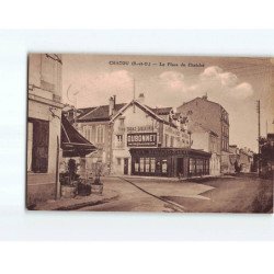 CHATOU : La place du Chatelet - très bon état