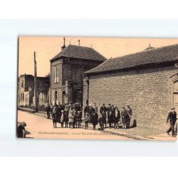 VILLERS BRETONNEAUX : L'Usine Valton Delacour et Compagnie, Route d'Amiens - très bon état