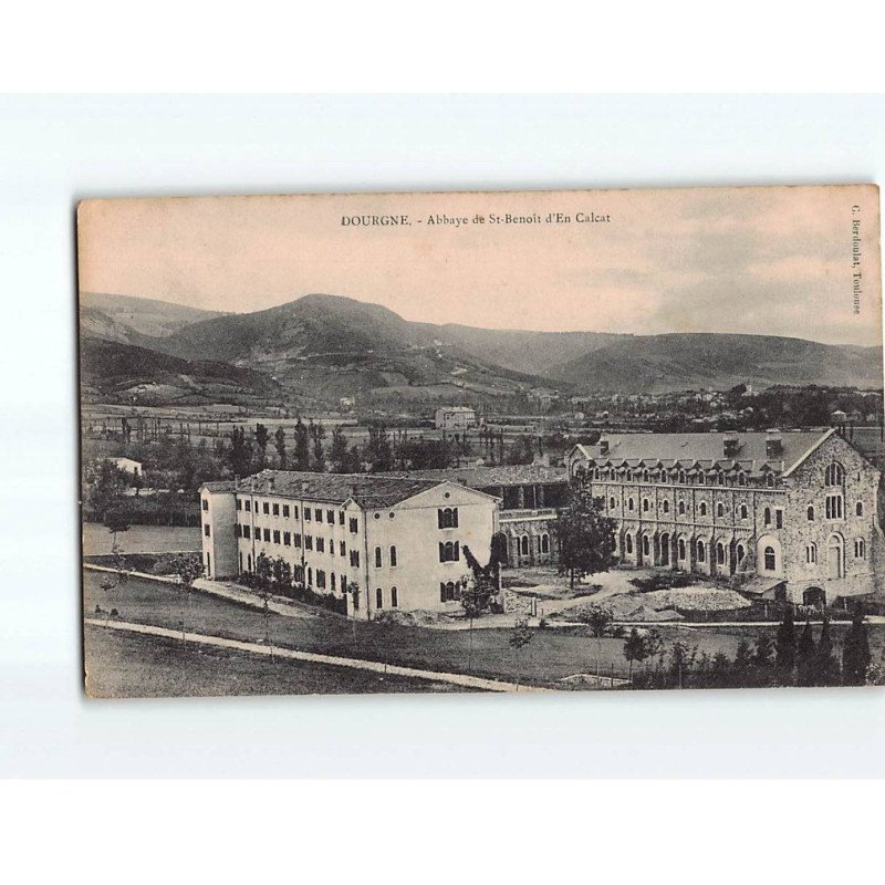 DOURGNE : Abbaye de Saint-Benoît d'En Calcat - état