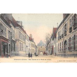 VILLENEUVE SUR YONNE - Rue Carnot et la Porte de Joigny - état