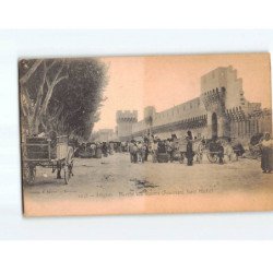 AVIGNON : Marché aux Raisins, Boulevard Saint-Michel - état