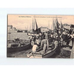 SABLES D'OLONNE : Marchandes de Sardines à l'arrivée des bateaux-Sardiniers - très bon état