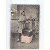 SABLES D'OLONNE : La petite Marchande du Remblai - état
