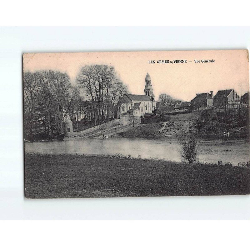 LES ORMES SUR VIENNE : Vue générale - état LES ORMES SUR VIENNE : Vue générale - état