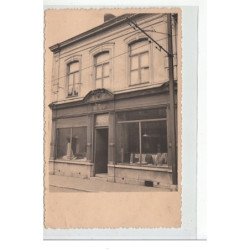 ROUBAIX : carte photo d'un magasin de mode (rue de Lille) vers 1910 - très bon état