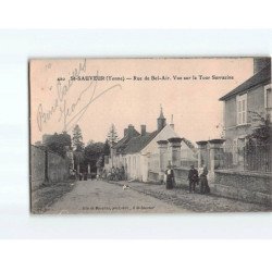 SAINT SAUVEUR : Rue de Bel-Air, vue sur la Tour Sarrazine - état