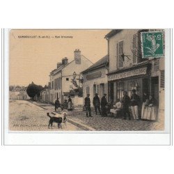 RAMBOUILLET : la rue Groussay (édition toillée) - état (un petit coin manquant)