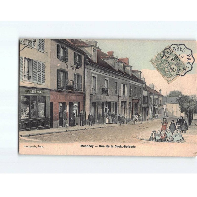 MENNECY : Rue de la Croix-Boissée - état