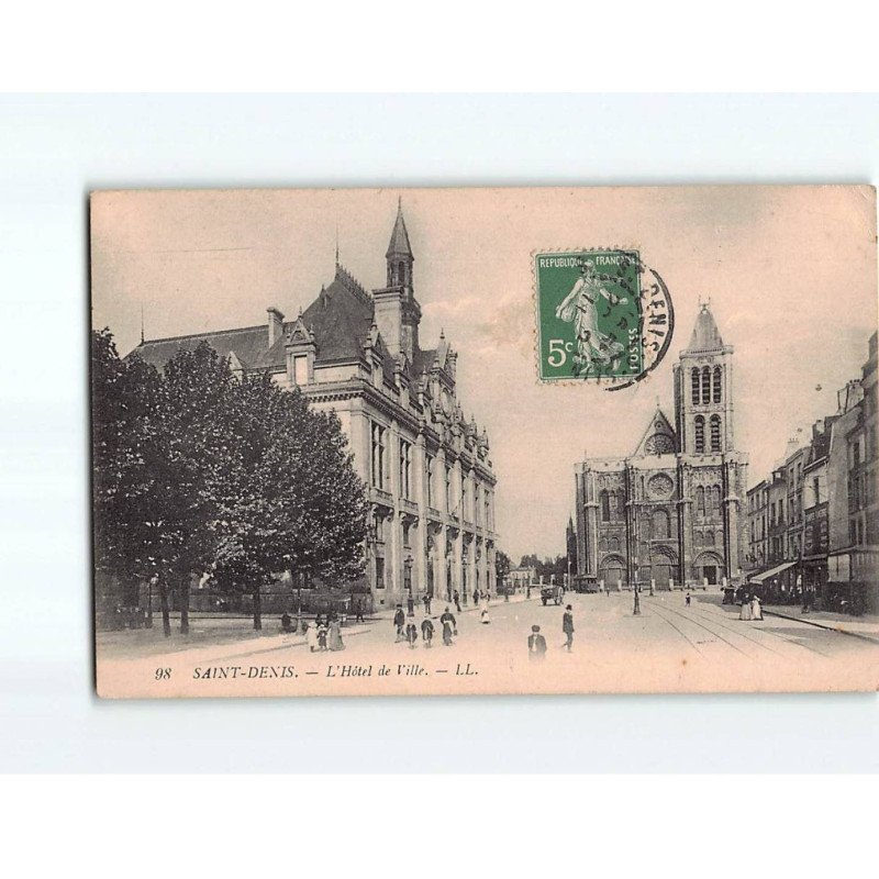 SAINT DENIS : L'Hôtel de Ville - état