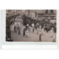 BOURBOURG - CARTE PHOTO - Procession vers 1930 - très bon état