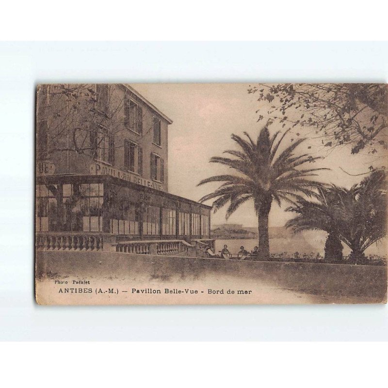 ANTIBES : Pavillon Belle-Vue, bord de mer - état ANTIBES : Pavillon Belle-Vue, bord de mer - état