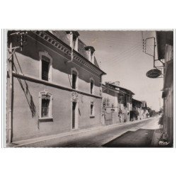 ISERON - La mairie - très bon état