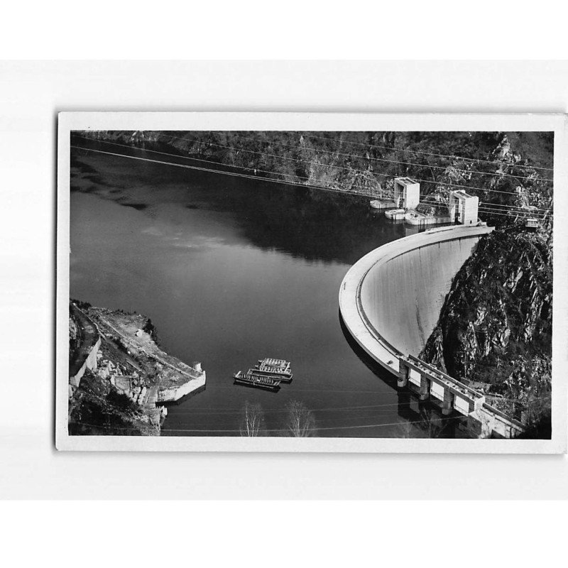 Le barrage de Marèges, le Lac - très bon état Le barrage de Marèges, le Lac - très bon état