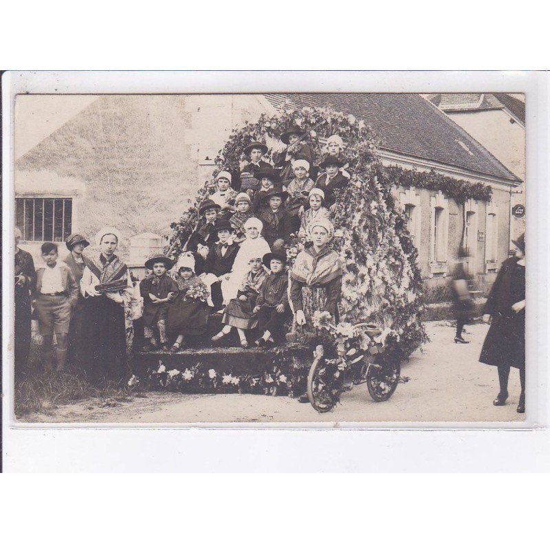 PELLEVOISIN: cavalcade, fête des chars - très bon état