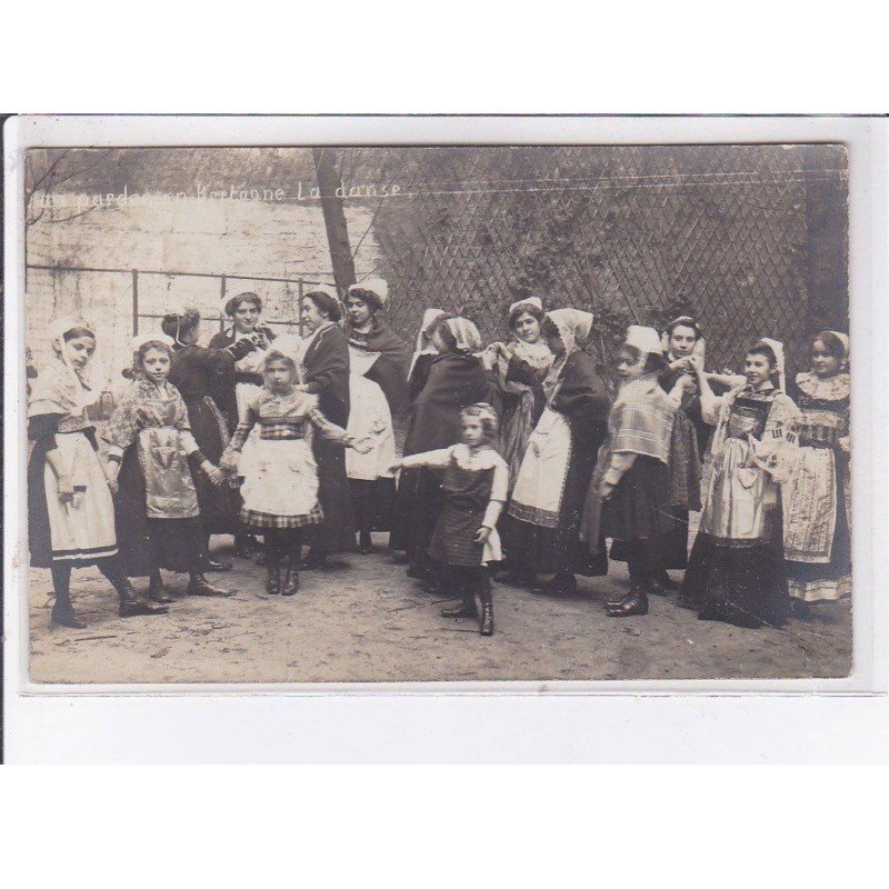 FINISTERE: le pardon de bretagne, la danse - très bon état