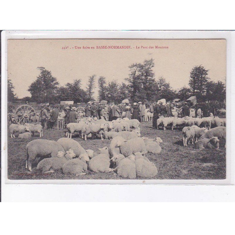 MANCHE: une foire en basse-normandie, le parc des moutons - très bon état