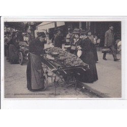 PARIS: les transports à paris, voiture de marchandises dite des quatre saisons - état