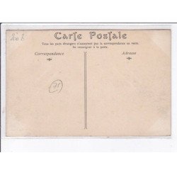 PARIS: les rues de paris, marchandes au panier - très bon état